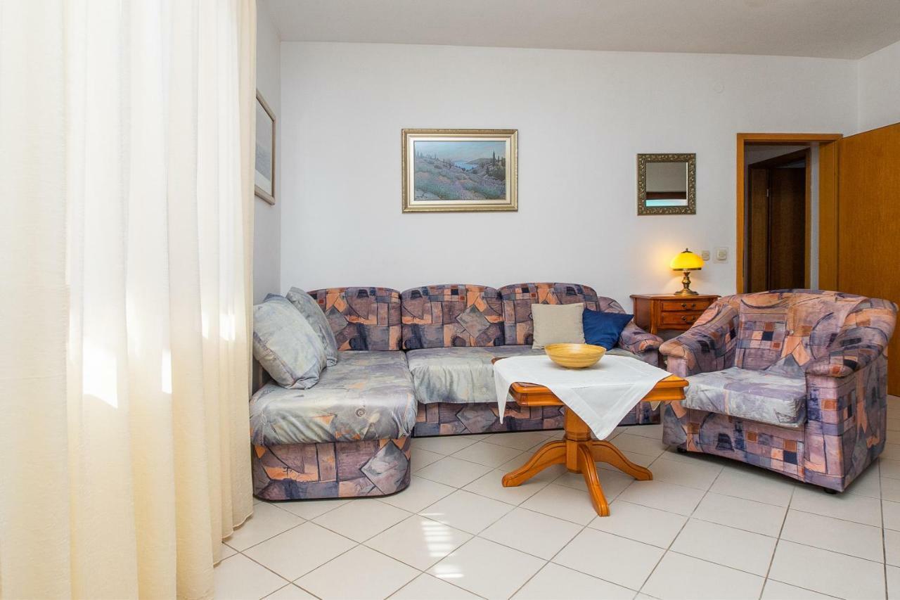 Apartment Olivera Трогир Экстерьер фото